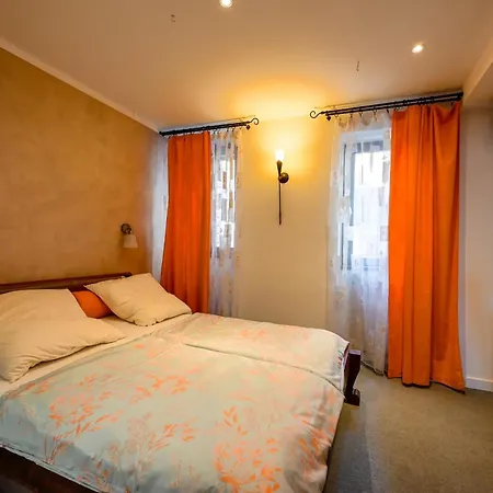 Διαμέρισμα Chesa Arnolongo Ρόβινι