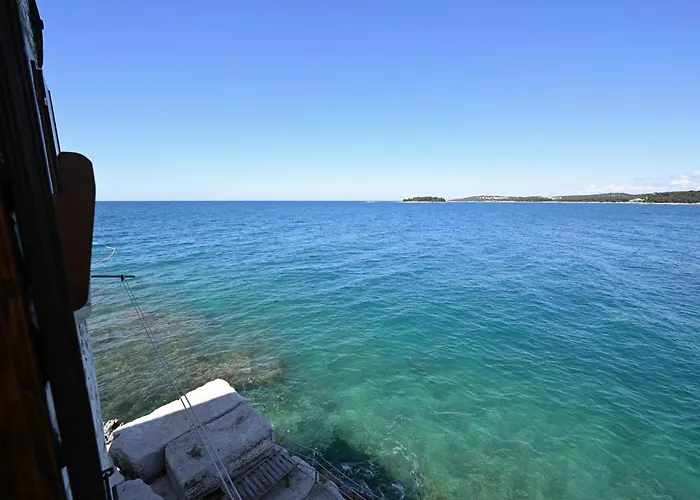 Διαμέρισμα Chesa Arnolongo *