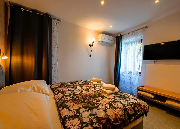 Chesa Arnolongo Apartamento Rovinj